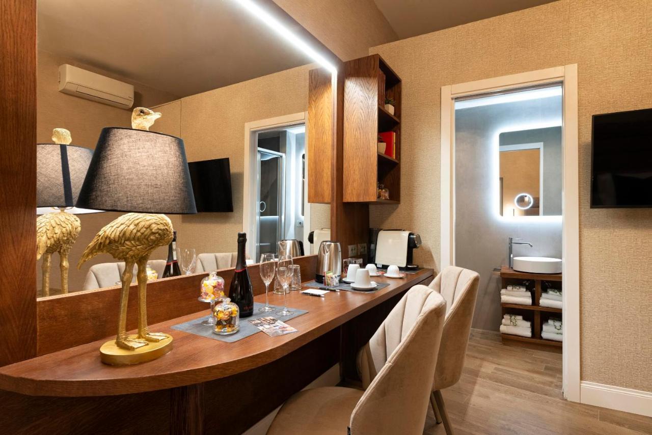 Royal Rooms Corso Rome Luaran gambar