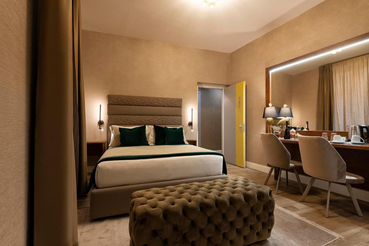 Royal Rooms Corso Rome Luaran gambar