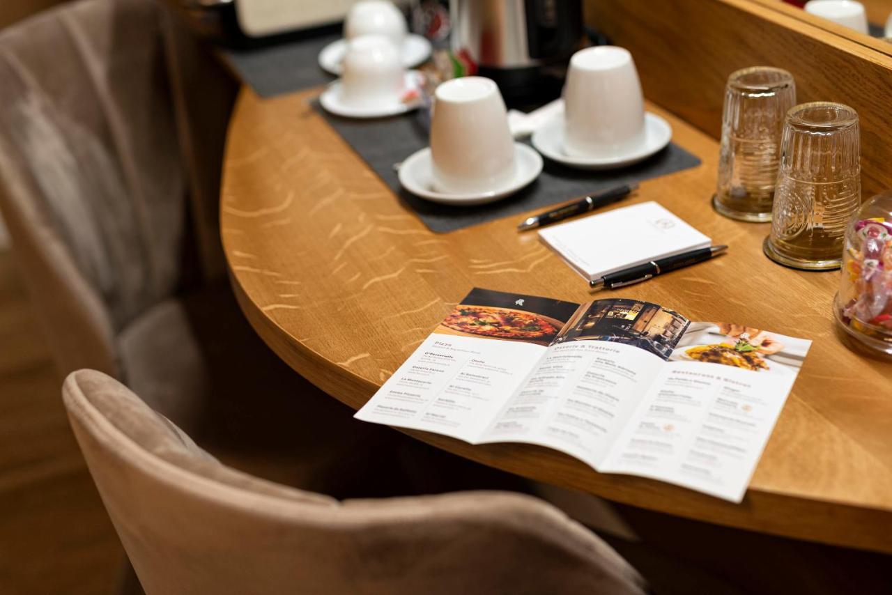 Royal Rooms Corso Rome Luaran gambar